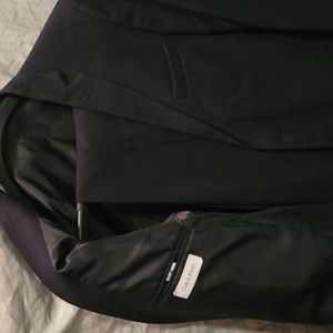 Men's suit Calvin klein size 18